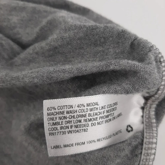 Ingrid & Isabel Womens Maternity V-Neck T-Shirt Size XS Gray V-neck - Picture 6 of 7